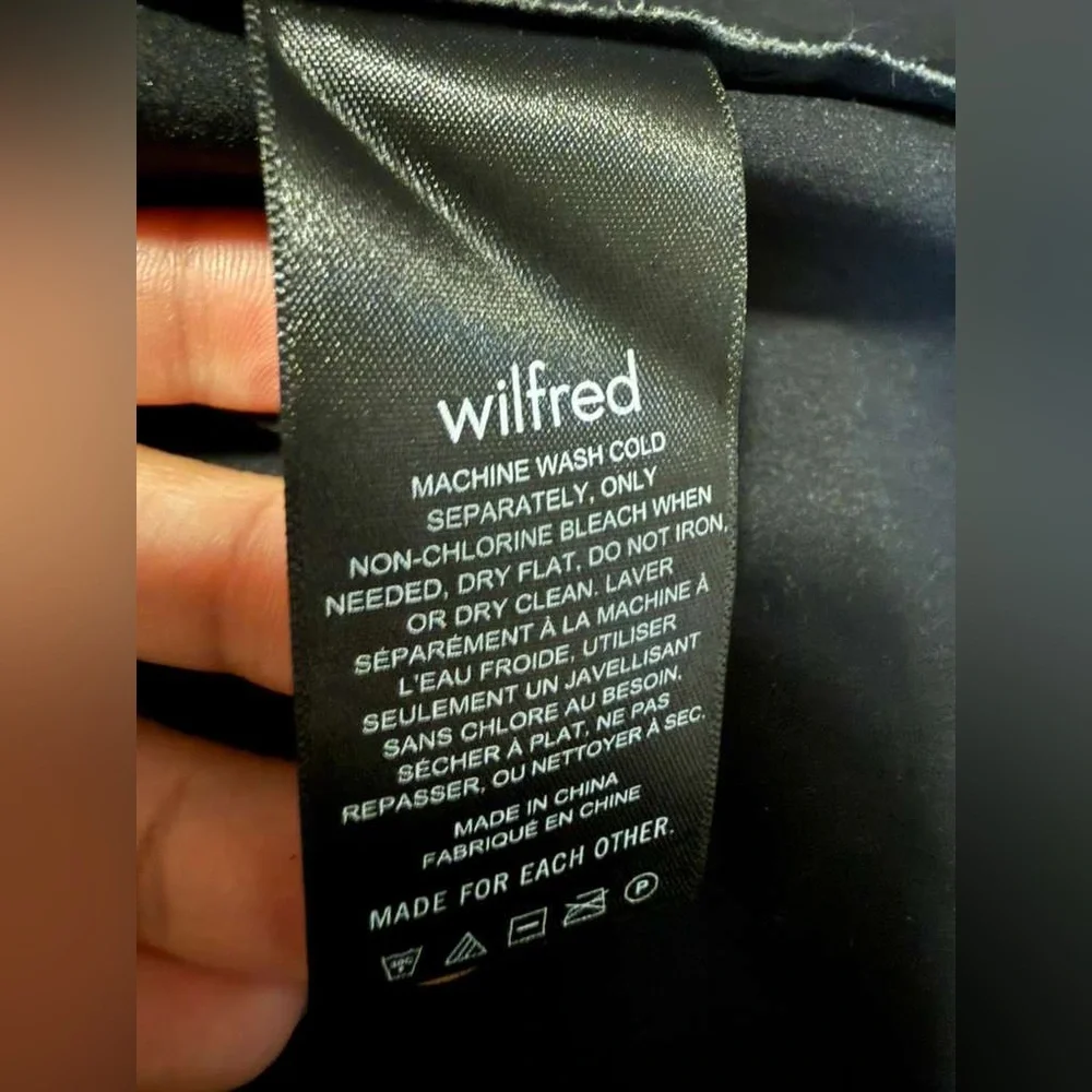 Wilfred High-waisted Vegan Leather mini skirt Size: 2 - Picture 15 of 16